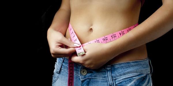 お腹周りの脂肪がなかなか落ちない理由→遺伝的に難しい
